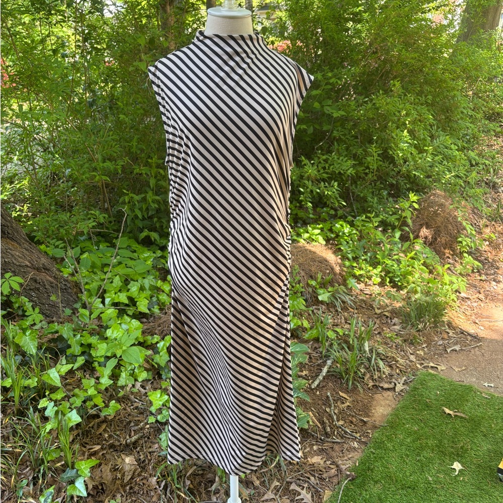 H&M Black and White Sheath Midi Dress with Mock Neck